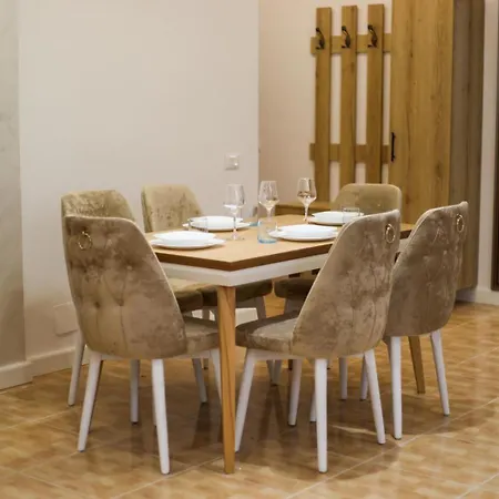 Apartmán Ej Beachfront Luxury *