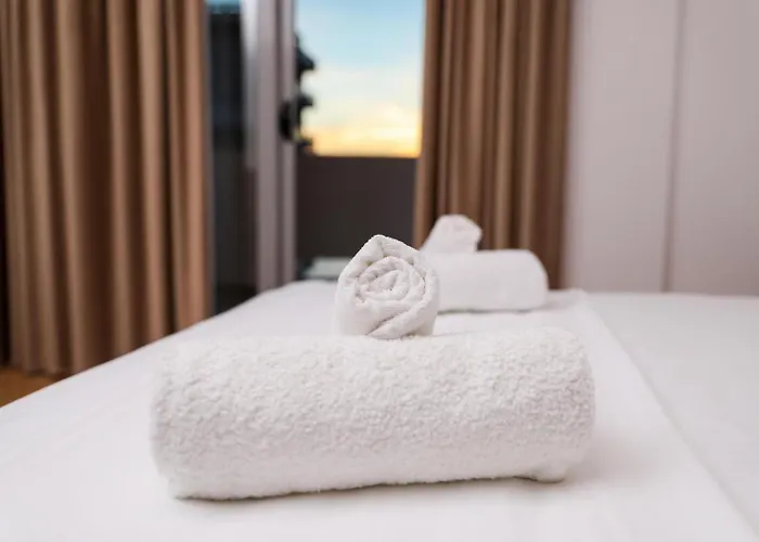 Ej Beachfront Luxury